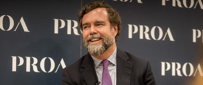 Atenea reclama reformas institucionales y un nuevo impulso económico ante el estancamiento de España