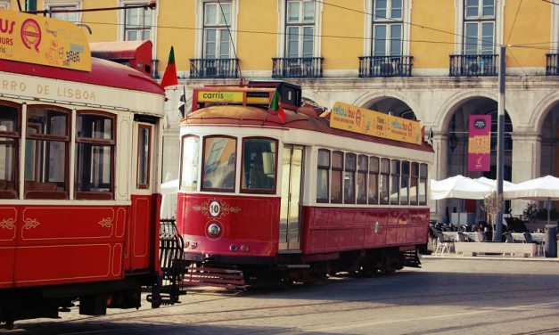 DEC desembarca en Portugal