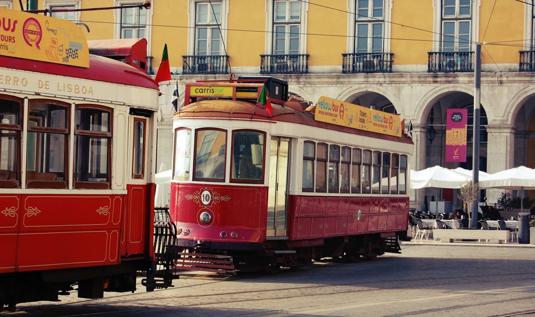 DEC desembarca en Portugal